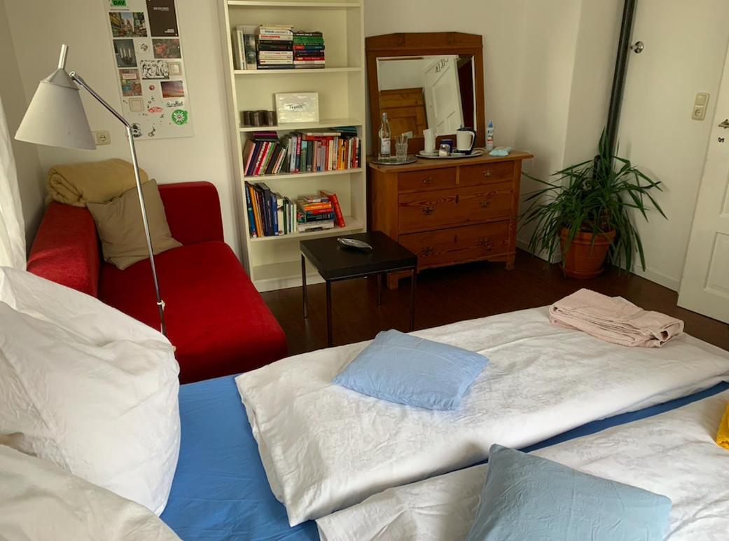 Bed Bike & Breakfast, Zimmer Innerhalb Eines Privathauses Mit Gemeinschaftsbad Inning am Ammersee Buitenkant foto